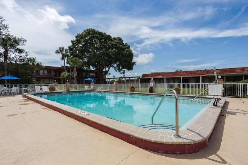 Quality Inn Weeki Wachee Kültér fotó