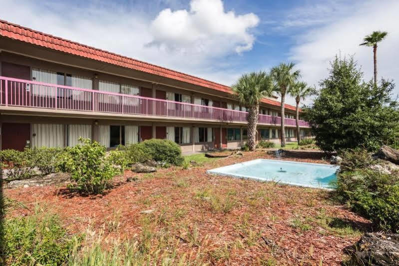 Quality Inn Weeki Wachee Kültér fotó