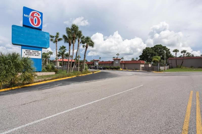 Quality Inn Weeki Wachee Kültér fotó